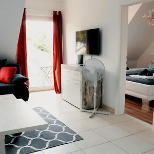 شقة فندقية Vienna Airport Residences, هيمبرغ