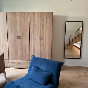 Cozy Apartment Elterleinplatz - Quiet & Close To Center Wien