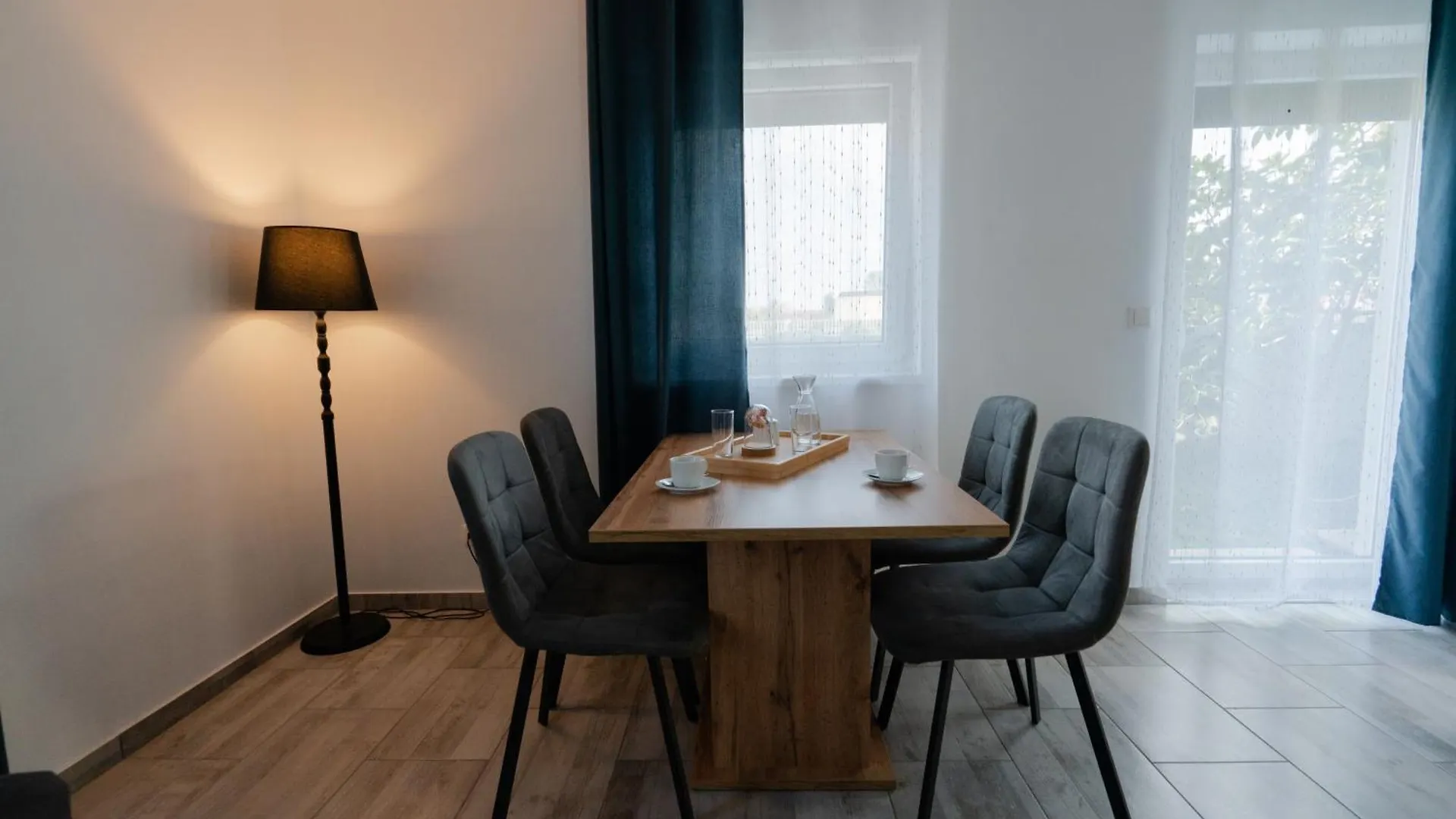 Domus Optima - Cozy Retreat In Vienna Apartment 0*,